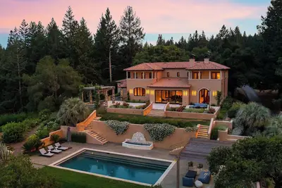 Image de Panorama Estate - Classic Wine Country Villa in Healdsburg