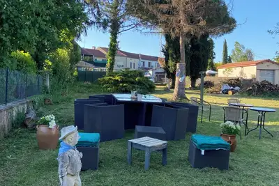 Image de Maison équipée, jardin clôturé à deux pas du Lot, et de tous commerces