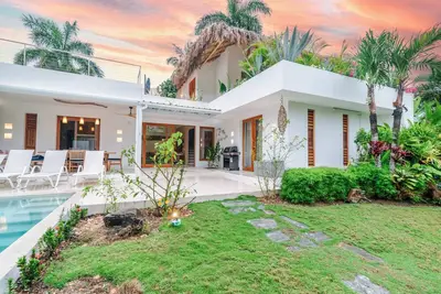Image de Casa Carlotta: Tropical villa with pool close to the beach Las Terrenas