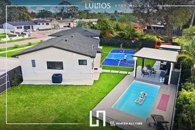 Image de Modern 5br Dream: Courts/Playground & Heated Pool