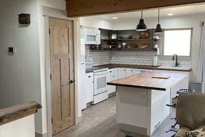 Long Term Stay! Central Townhome in Kalispell