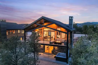 Image de Desert Canyon Casita | Near Zion | Hot Tub | Views