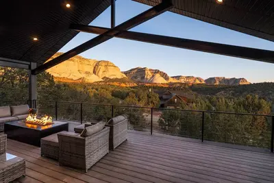 Image de High Desert Home | Modern Luxury Near Zion Np