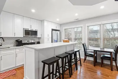 Image de District Townhome | Two Free Parkings by DCottage