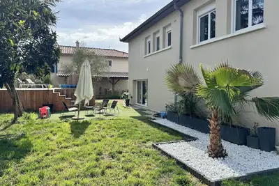 Image de Villa rénovée 150 m² avec piscine & jardin