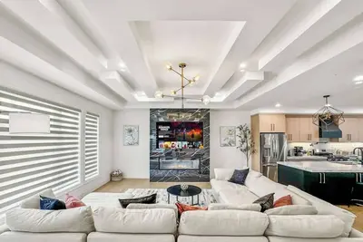 Image de Charming 4br/3ba Brand New Home