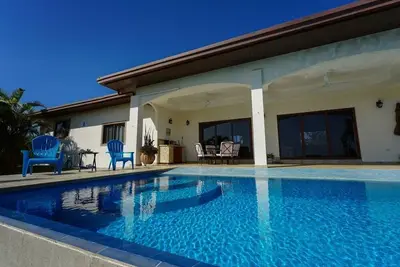 Image de Casa Nero Panama, Boca Chica, Chiriqui, on Playa Hermosa, with private infinity pool