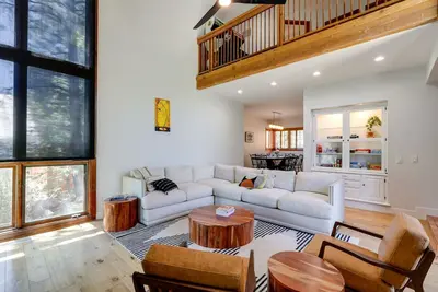 Image de Spring Special! Skyline Pines & Mountain Retreat! Hot Tub/Ac/Views!