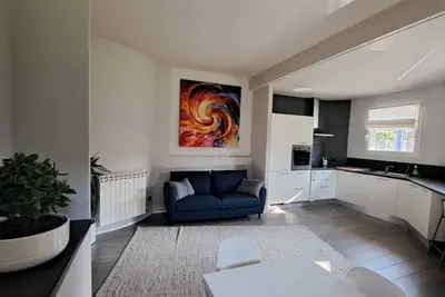 Image de Elegant apartment near Milan-- Rho --Lake Maggiore Como --Lecco-Airport Malpensa