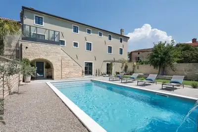 Image de Luxury Villa Covri with Swimming Pool