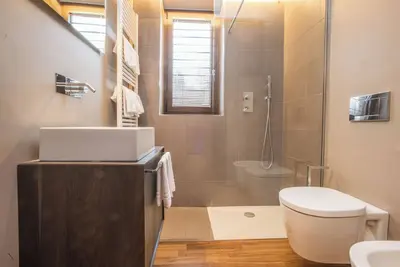Image de Studio apartment a stone's throw from Lake Maggiore, near the train station