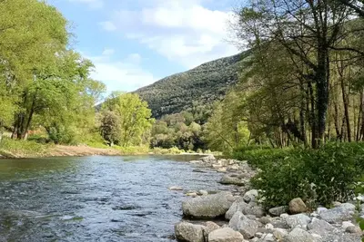 Image de Mobil-home 6 pers | Clim, terrasse, rivière | Camping avec piscine – Mialet