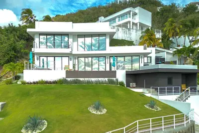 Image de Elevated Modern ~ Perfect Location in San Juan del Sur with Pool & Ocean Views