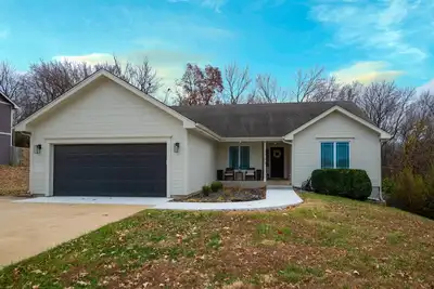 Image de The Uptown Oasis. Kansas comfort.