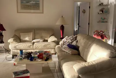 Image de Hibiscus Point - Villa for 4 pers. with large terrace, garden and heated pool