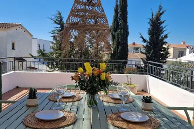 Image de Apartment with terrace close to the beach P1d
