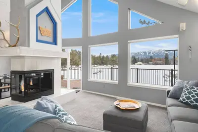 Image de Montana Dreamin! Private 15 Acres, Hot Tub & Pickelball + Stunning Views!