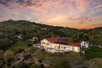 Image de Monserate | Wine Country w Infinity Pool + Views