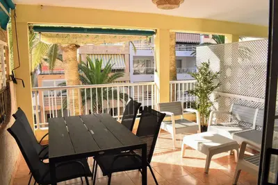 Image de Appartement 'La Terraza De Palmeres' avec vue sur la mer, Wi-Fi et climatisation