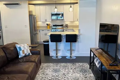 Image de Downtown Auburn Gem