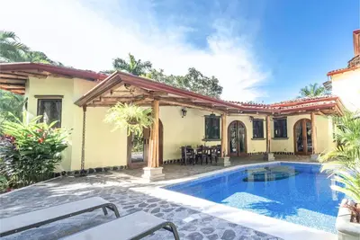 Image de Casa Amistad: Private 2br, 2ba w Pool, Comfort & Artistic Charm in Playa Hermosa