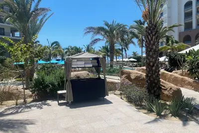 Image de Villa La Valencia on the beautiful Golden Beach in Los Cabos -5 Star Pristine!