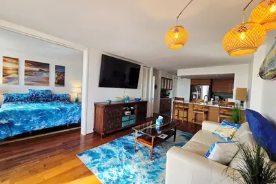 Image de Ocean and Marina View Suite, Spacious, Quiet and Peaceful with Amazing Sunsets