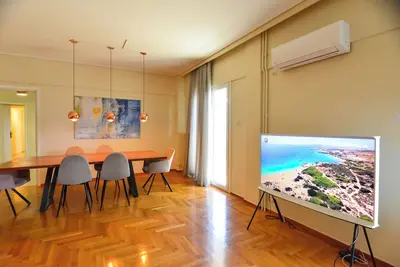 Image de Athens next to the beach 2 minutes walk to tram stylish apartment