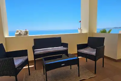 Image de les balcons face à la mer