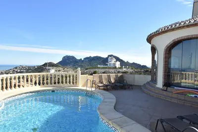 Image de Villa pittoresque avec piscine privée