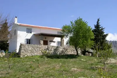 Image de Maison rurale avec piscine privée