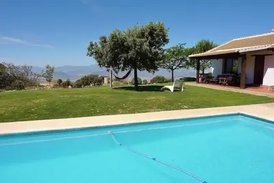 Image de Belle villa en Andalousie proche de la forךt