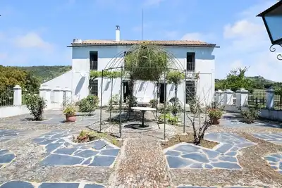 Image de Charmante maison de vacances avec piscine privée