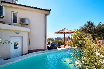 Image de Villa Miholašcica 2 in Island Cres by Villas Guide