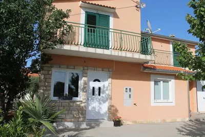 Image de Appartement de campagne confortable à Bristane