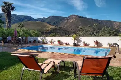 Belle maison de vacances avec piscine privée