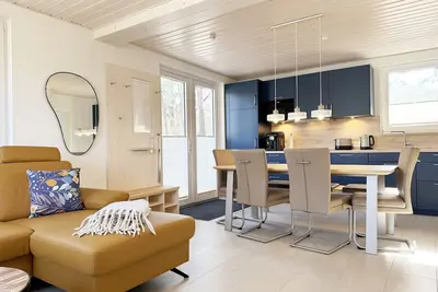 Image de Semi-detached house no. 1 with terrace & sauna - F: House Düne with sauna - 200m