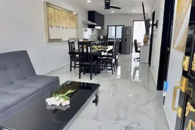 Image de Luxury One Minute Beach Pool Soak Fast Wifi Villa