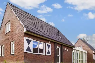 Image de Detached bungalow for 14 persons