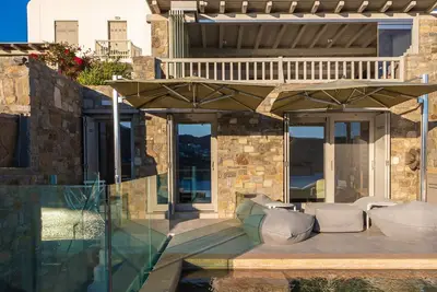 Image de Tranquil Coastal Villa with Hammam