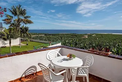 Image de Terrazas Malpaís 3 Apartment inside of banana plantation with ocean view