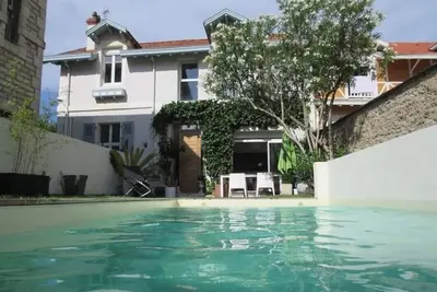 Image de Biarritz Emplacement Exceptionnel : Maison Avec Piscine, Plages 5mn A Pieds!
