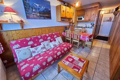 Image de 150m des commerces, 2ème étage, balcon, télévision, casier à ski, 25m², Les Menuires