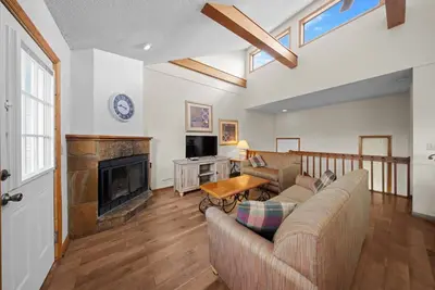 Image de 2br Resort - Close to Lake & Full of Fun