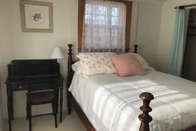 Image de Custom Garden Home, reclaimed building features