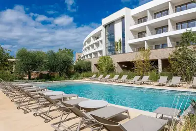 Image de Séjour chic avec accès au spa + piscine