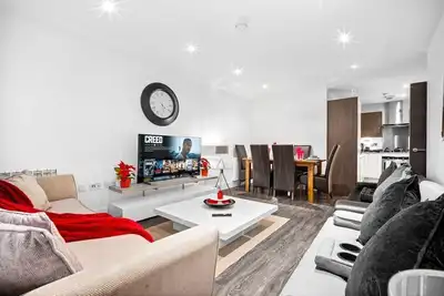 2Bedroom 2Bath 4Bed  Flat for 6guest with parking