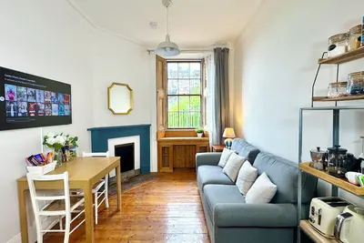 Image de Charming Retreat Just Steps from Castle