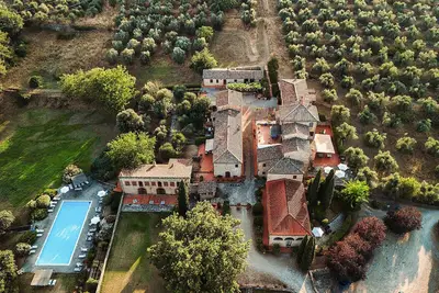 Image de Experience Tuscany:Relaxing Agriturismo villa with Pool Between Siena and Arezzo