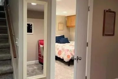 Image de Cozy College Hill Cutie!